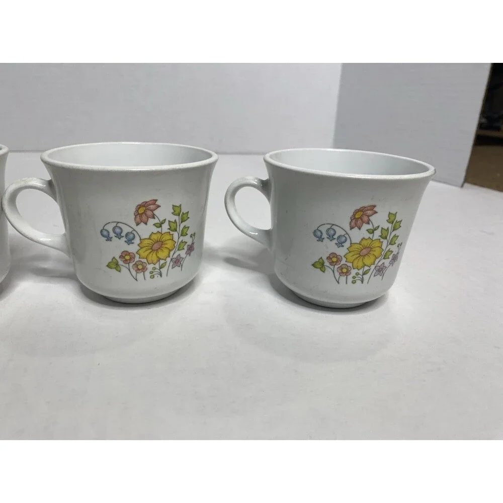 Corning Ware Corelle Spring Meadow Pattern Coffee/Tea Cups Set of 4